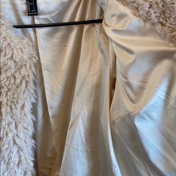 Jacket - Picture 3 of 4